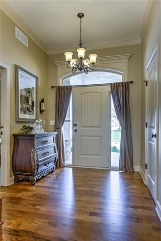 903 Birchwood Dr, Raymore, MO 64083 - photo 4