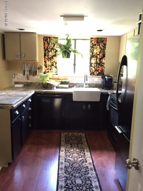 153 Selkirk Ct unit 112, Kalamazoo, MI 49006 - photo 5