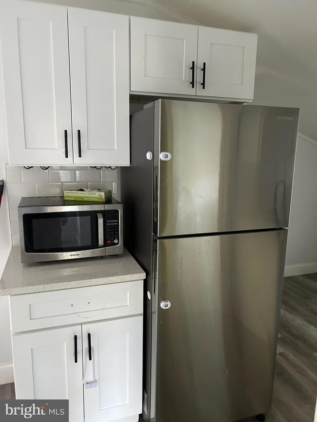 253 Harding Ave unit 3, Clementon, NJ 08021 - photo 2