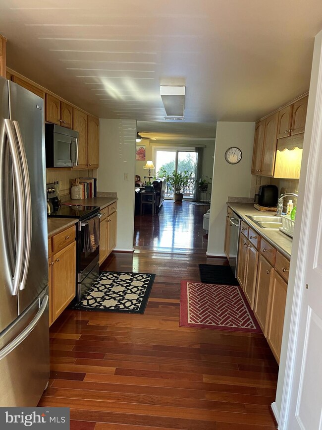 766 Belle Field Rd unit 106, Solomons, MD 20688 - photo 2