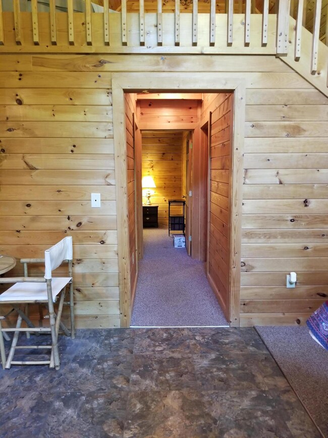 Hallway to bedrooms