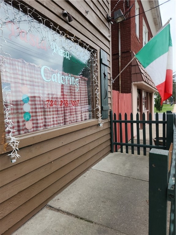 333 W Main St, Ligonier, PA 15658 - photo 3