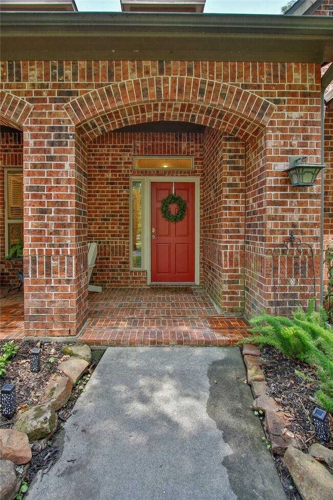 31008 Coco St, Pinehurst, TX 77362 - photo 5