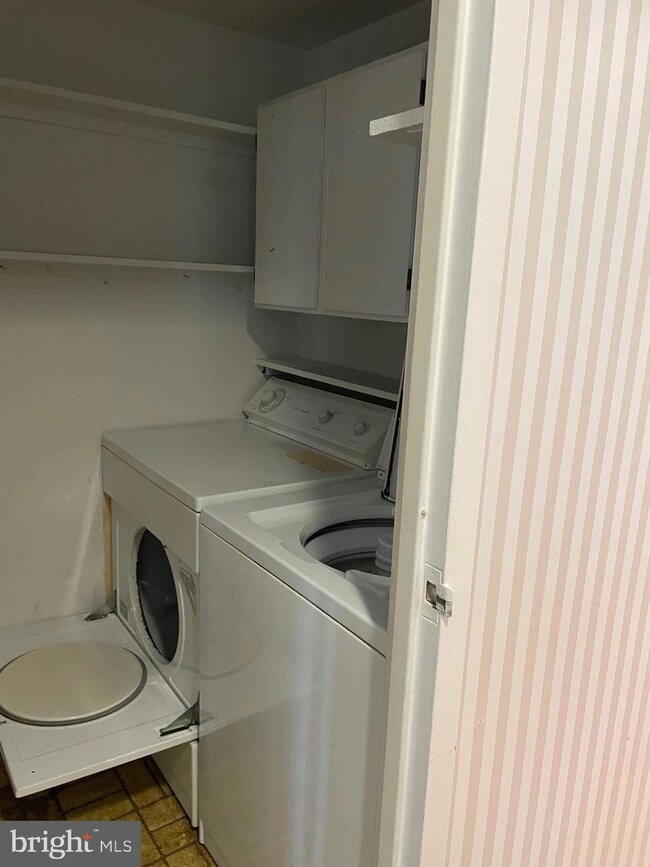 5733 N Kings Hwy unit 355, Alexandria, VA 22303 - photo 4