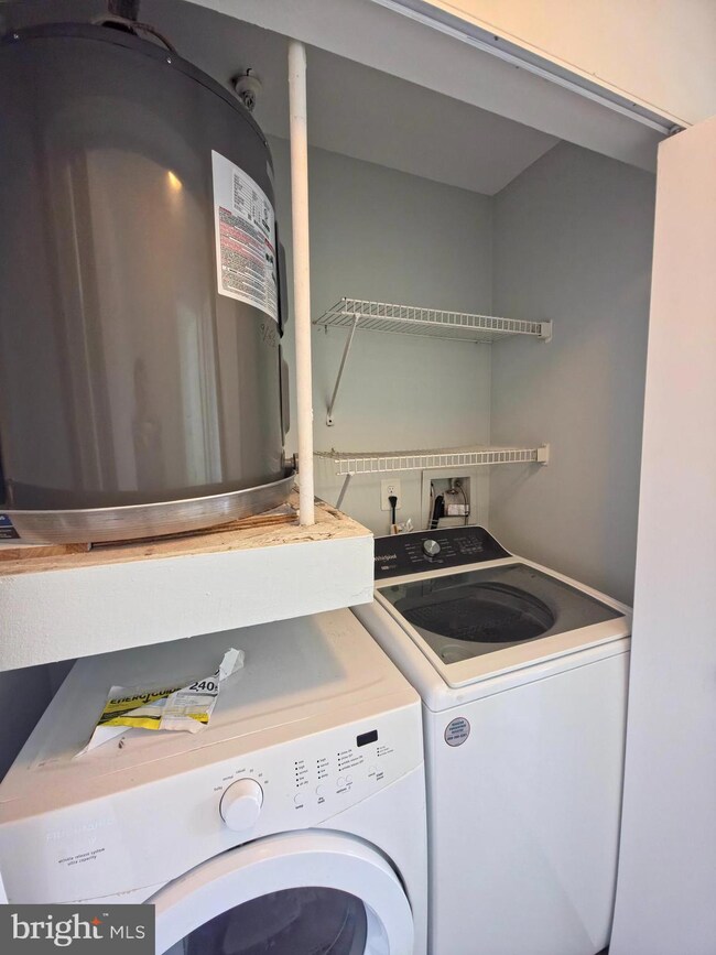 18533 Boysenberry Dr, Gaithersburg, MD 20879 - photo 7