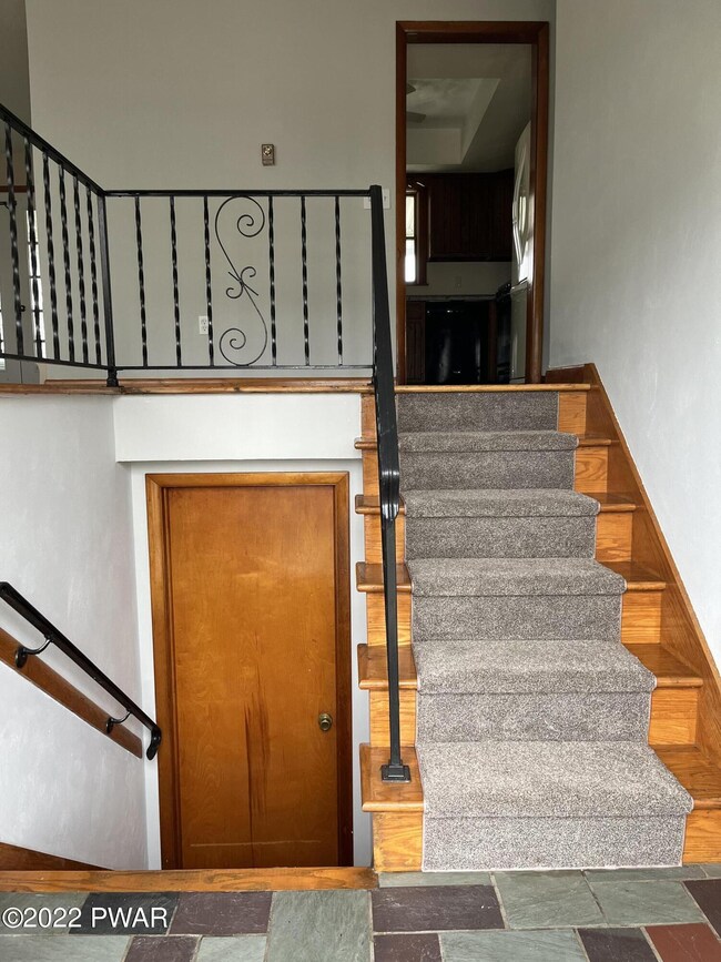 3241 Cedar Ave, Scranton, PA 18505 - photo 3