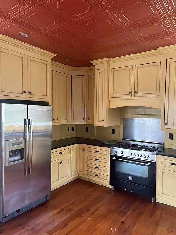 90 Hopedale St, Hopedale, MA 01747 - photo 2