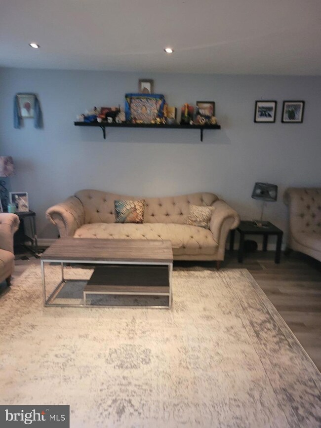 19658 Wootton Ave, Poolesville, MD 20837 - photo 5