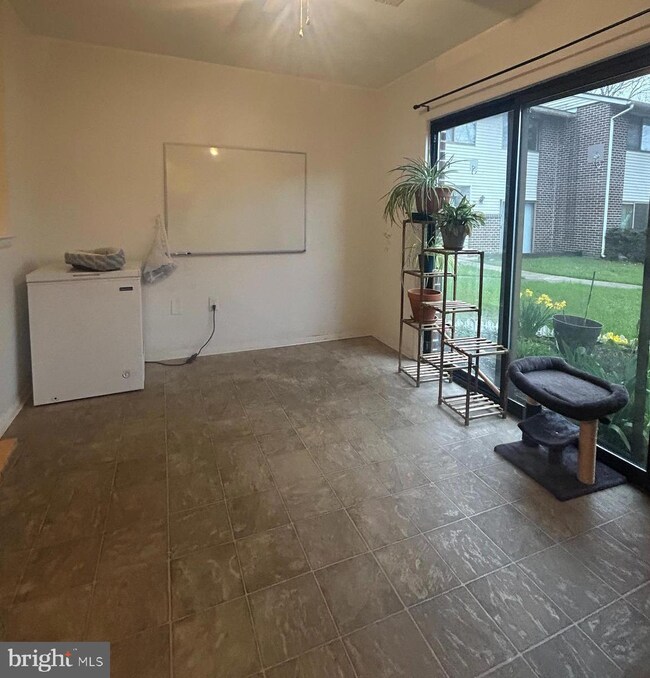 41 Roseberry Ct, Woodbury, NJ 08096 - photo 2