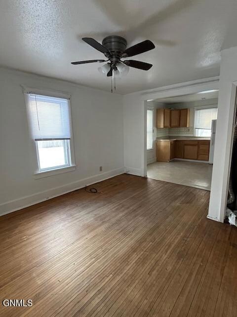 311 4th St NW, Jamestown, ND 58401 - photo 7