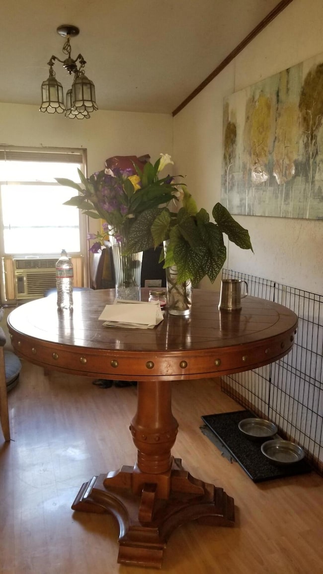7 Dining copy