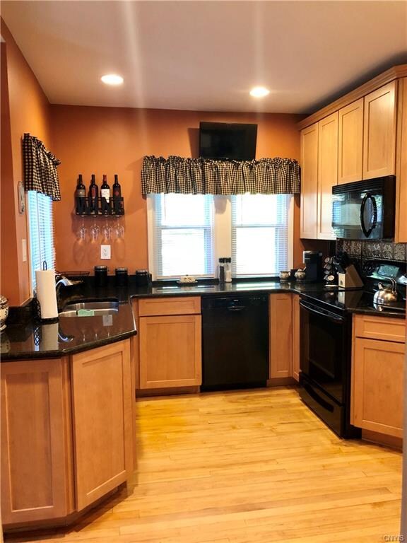 5154 Onondaga Rd, Syracuse, NY 13215 - photo 4