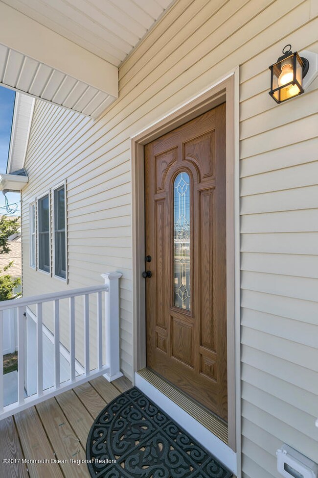 110 Broadway Point Pleasant-large-003-8-