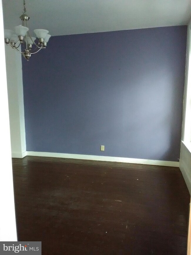 146 N 5th St unit 3F, Reading, PA 19601 - photo 4