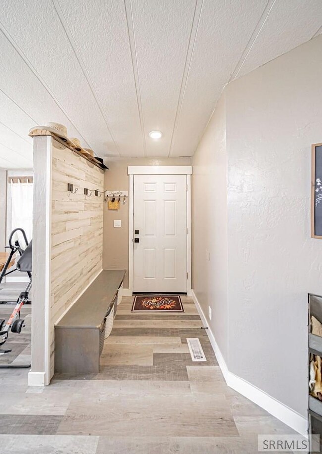 14257 N 115 E, Idaho Falls, ID 83401 - photo 5