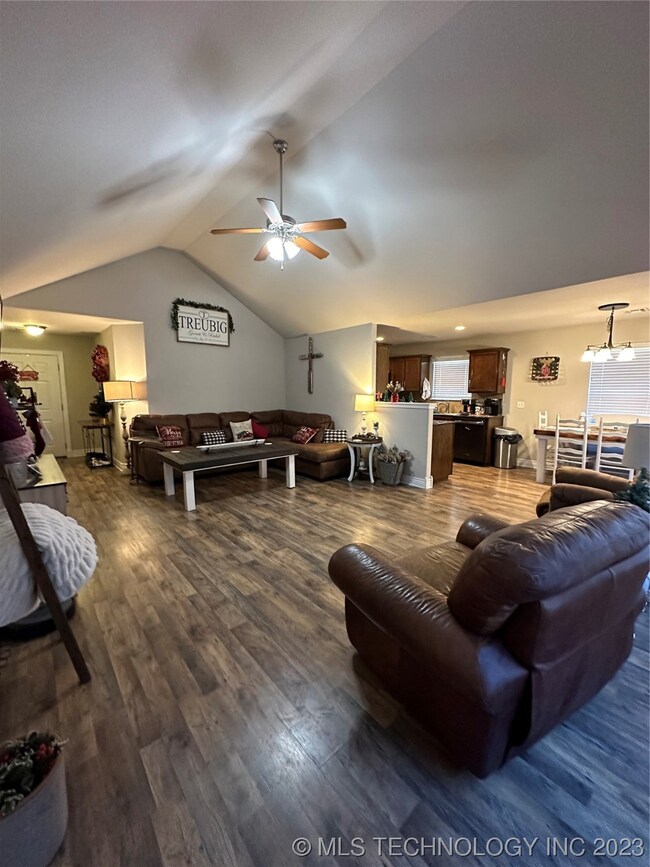 2825 N 22nd St, Broken Arrow, OK 74012 - photo 6