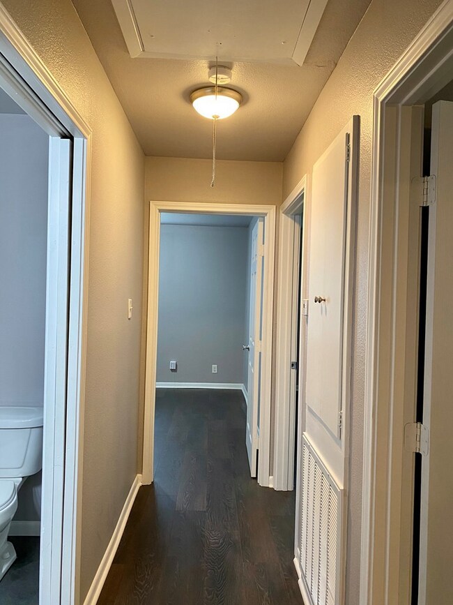 1521 Andrea Dr, Bay City, TX 77414 - photo 6