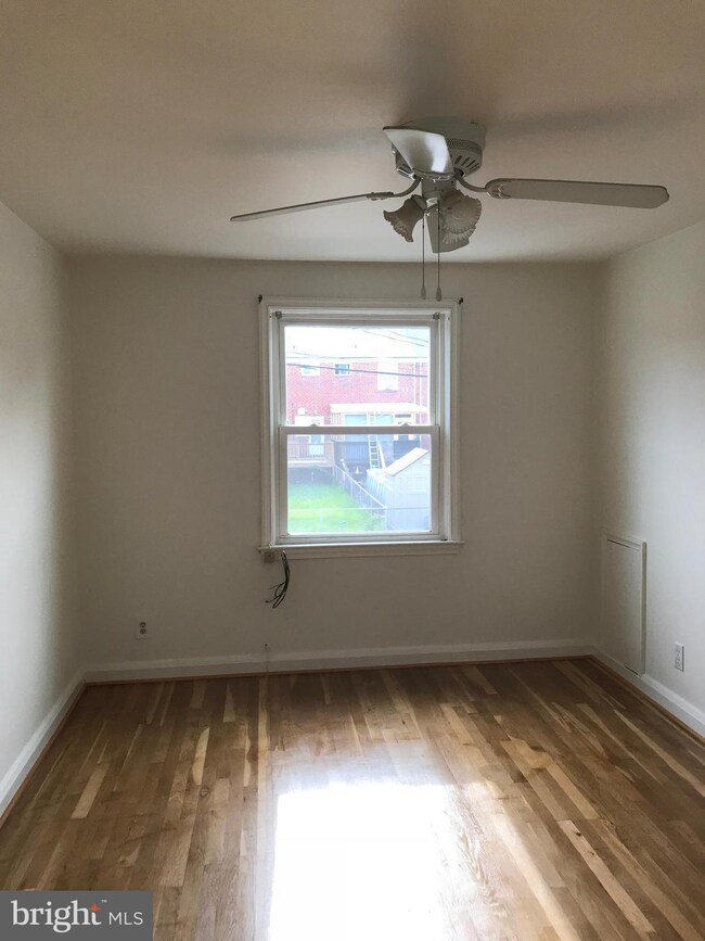 5514 Highridge St, Halethorpe, MD 21227 - photo 7