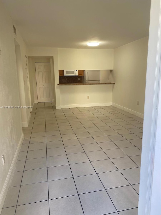 18280 Mediterranean Blvd unit 43, Hialeah, FL 33015 - photo 3