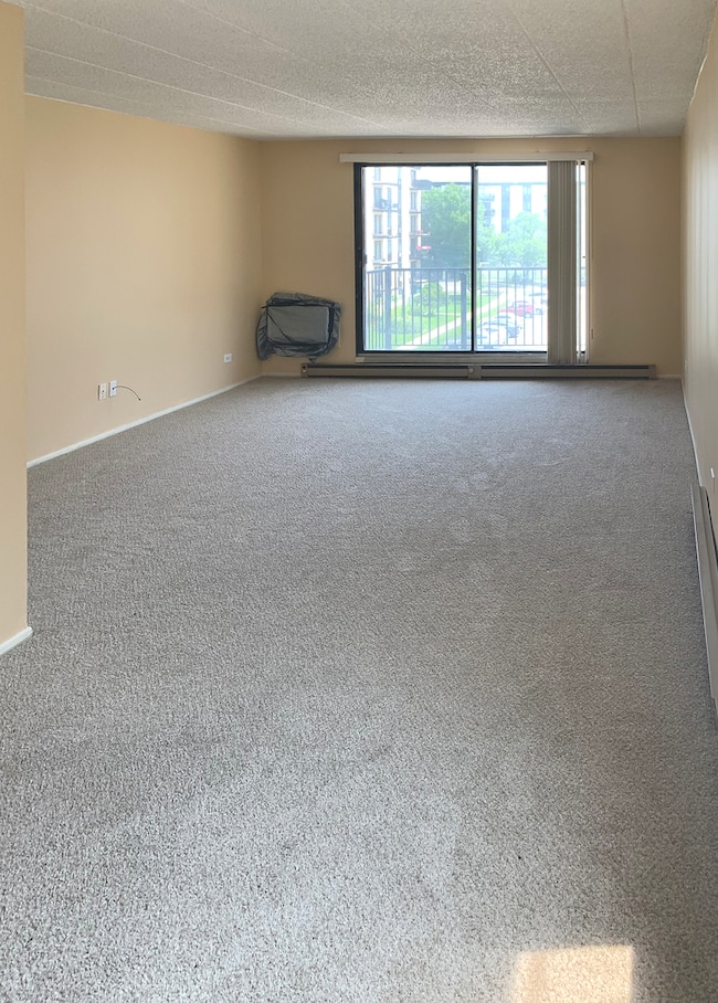 Living / Dining combo