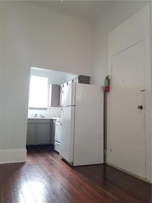 View from second room into kitchen.  Notice the se