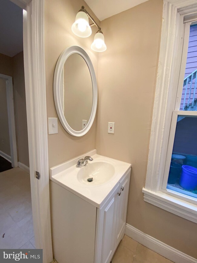 40 High St unit 1ST FLOOR, Woodbury, NJ 08096 - photo 6