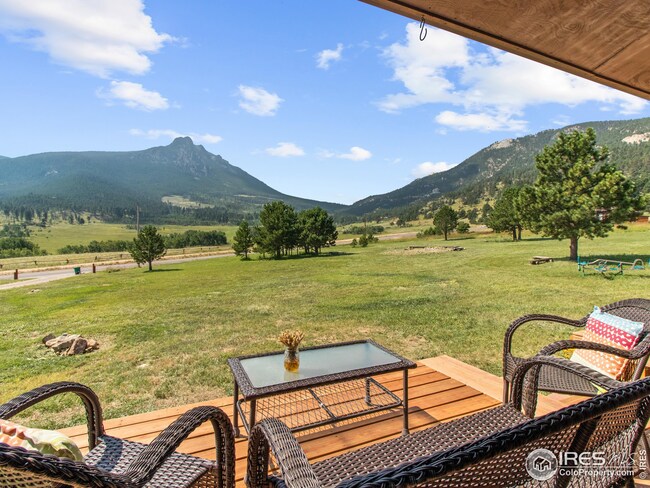 Southern views to Twin Sisters