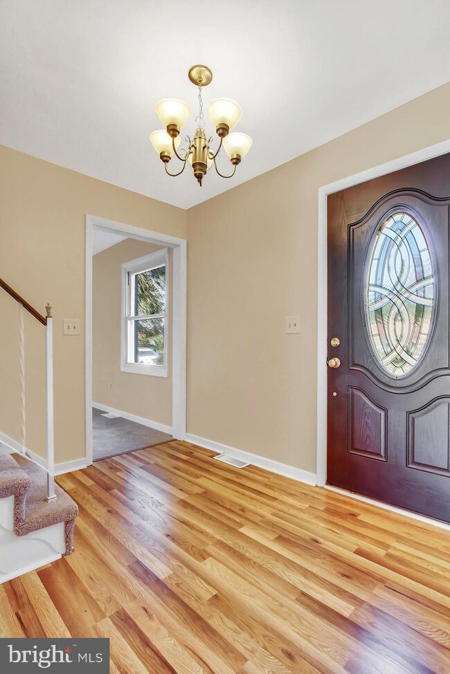 936 E Walnut St, Palmyra, PA 17078 - photo 3