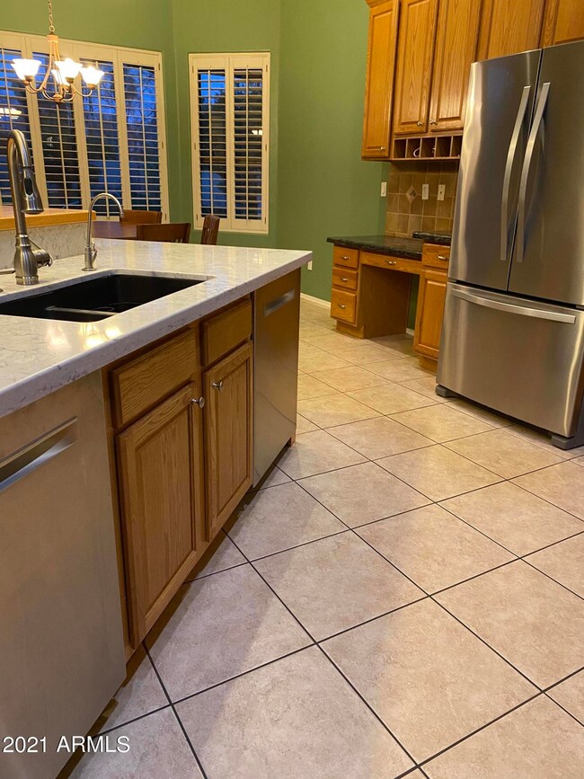 TWO Bosch dishwashers and French door Fr