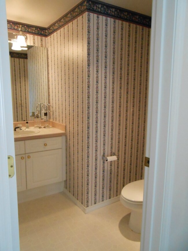 9401 178th Place NE unit 4, Redmond, WA 98052 - photo 7