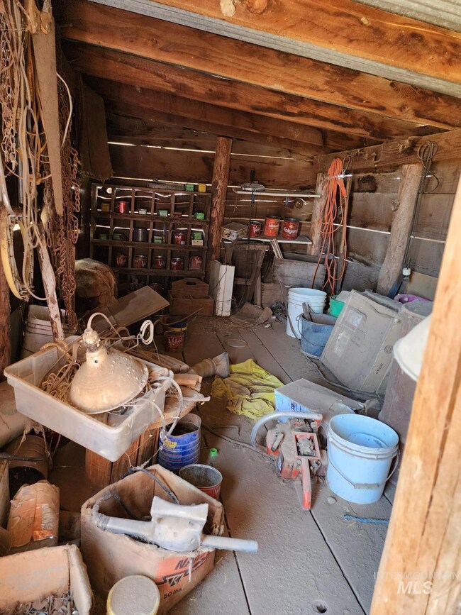 2712 13th Ave, Jamieson, OR 97909 - photo 6