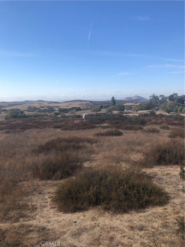 3 Red Mountain Rd, Hemet, CA 92544 - photo 2