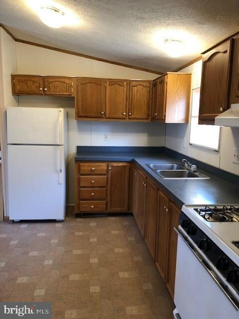 299 James Dr, Glenmoore, PA 19343 - photo 6