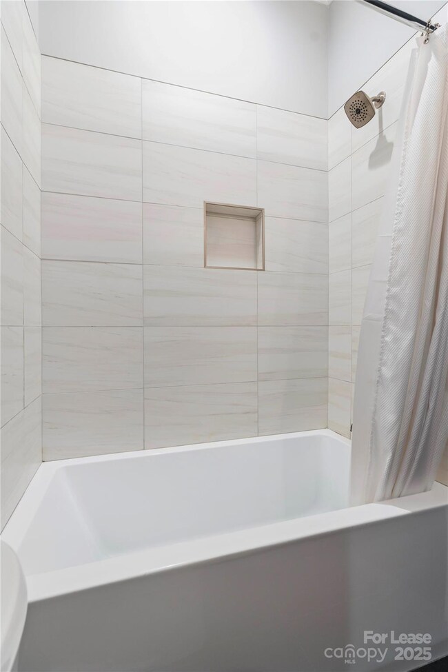 805 Naples Dr unit 2, Davidson, NC 28036 - photo 2