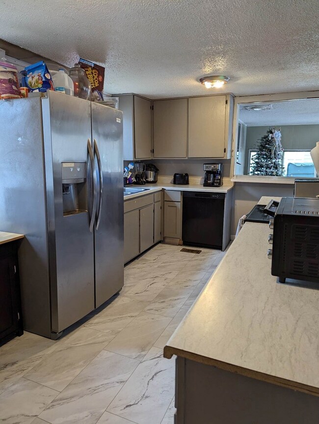 625 Sheridan Ave, Dalton, GA 30721 - photo 4