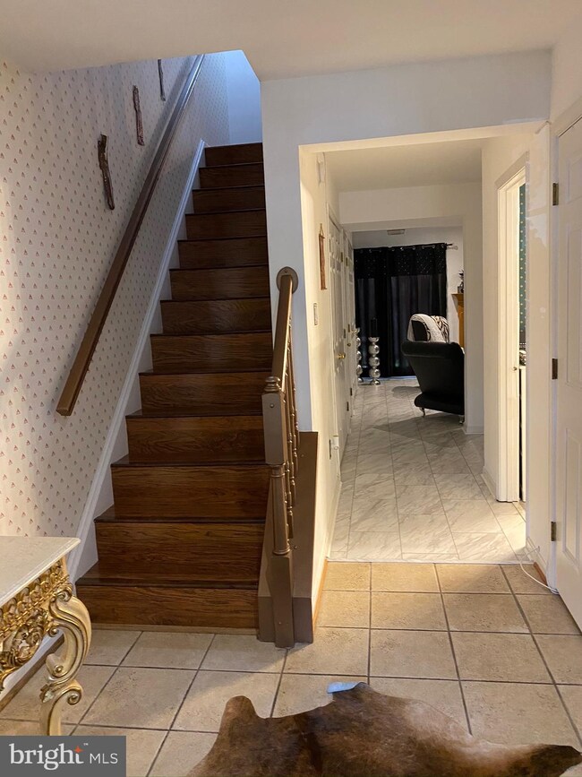 5220 Winding Star Cir, Columbia, MD 21044 - photo 4