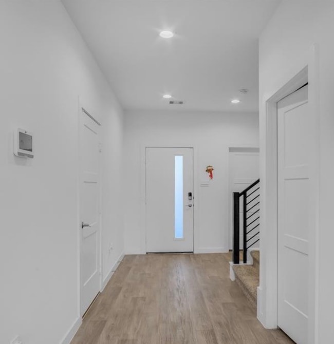 14258 Wonder Lake Ln, Shenandoah, TX 77384 - photo 2