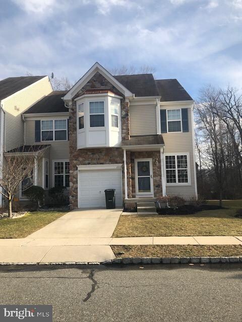 200 Chancellor Dr, Woodbury, NJ 08096 - photo 3