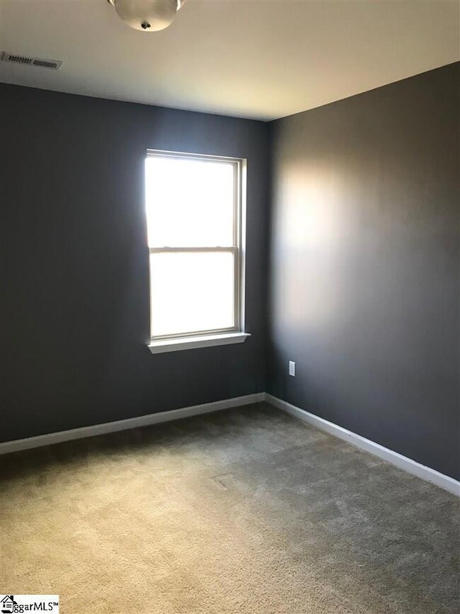 69 Thunderbird Dr, Travelers Rest, SC 29690 - photo 5