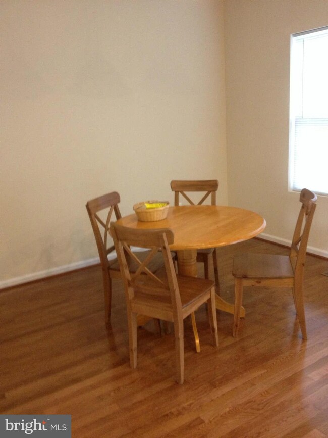 8457 Winding Trail, Laurel, MD 20724 - photo 5