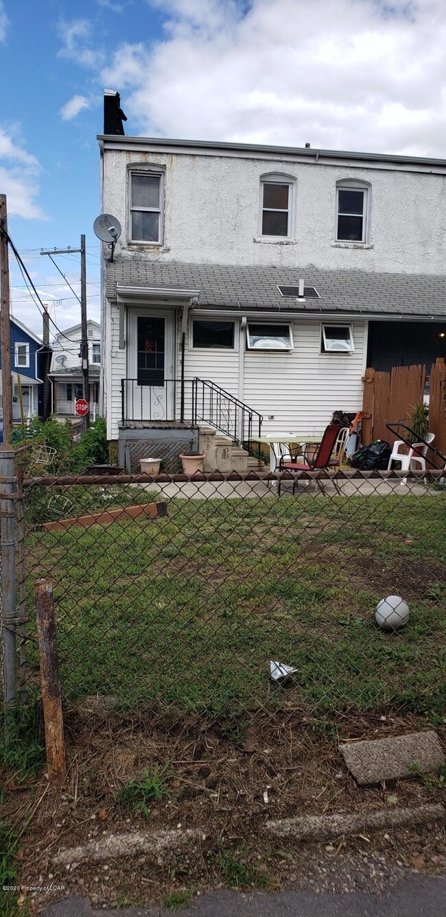 15-17 Oxford St, Wilkes-Barre, PA 18706 - photo 7