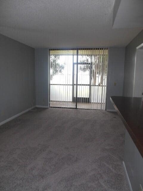 734 Executive Center Dr unit 14, West Palm Beach, FL 33401 - photo 4