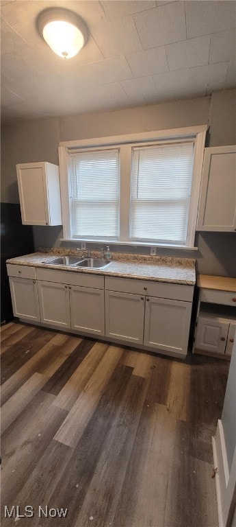 842 Stadelman Ave, Akron, OH 44320 - photo 2