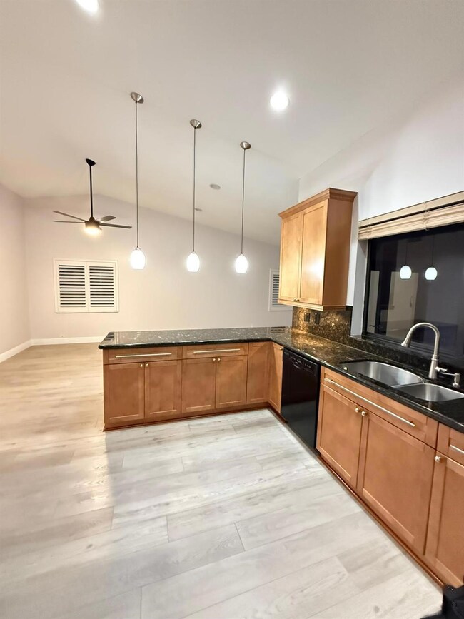 14911 Castlegate Ave, Davie, FL 33331 - photo 3