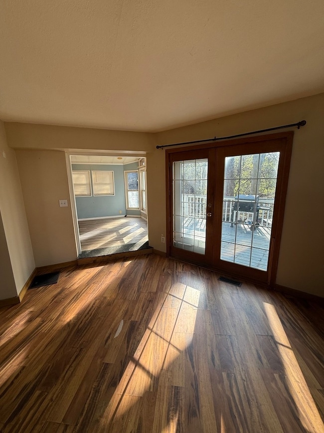 68 Fossil Cove Ln, Wilmington, IL 60481 - photo 7