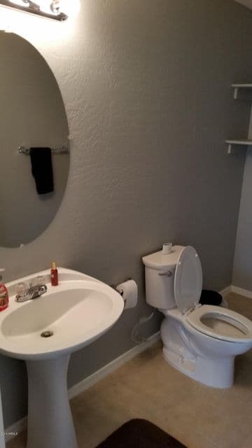 731 E Kesler Ln, Chandler, AZ 85225 - photo 7