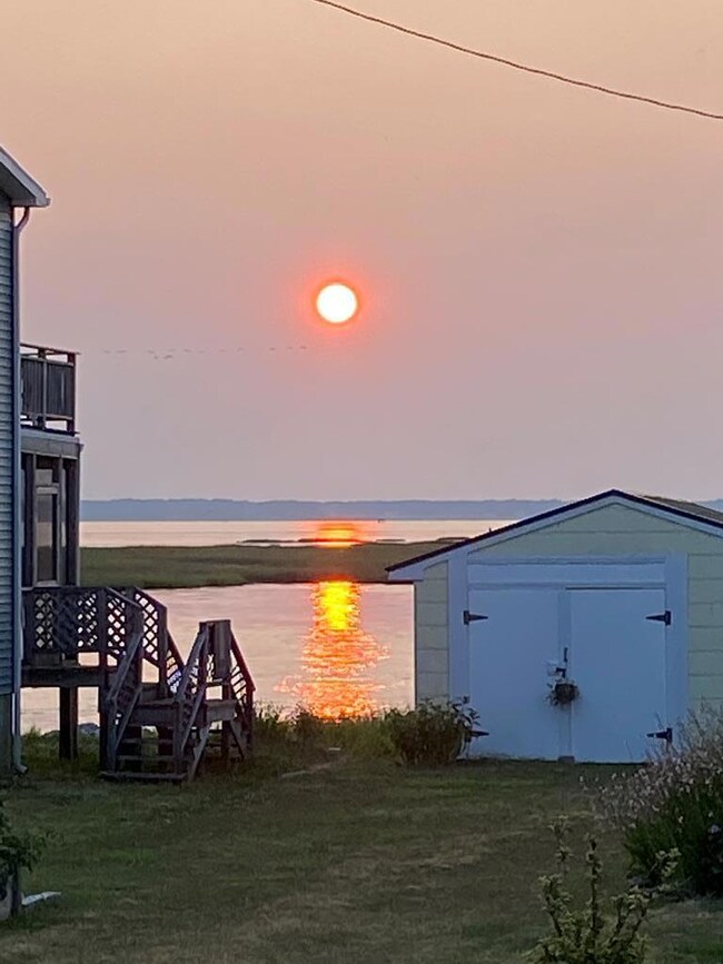 4484 Main St, Chincoteague Island, VA 23336 - photo 4