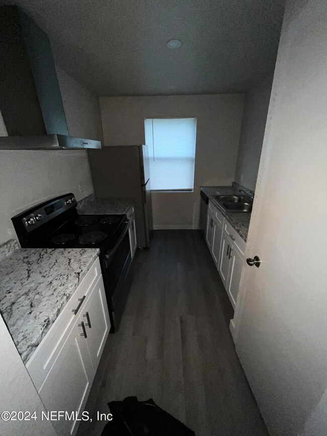 7853 Jasper Ave, Jacksonville, FL 32211 - photo 4