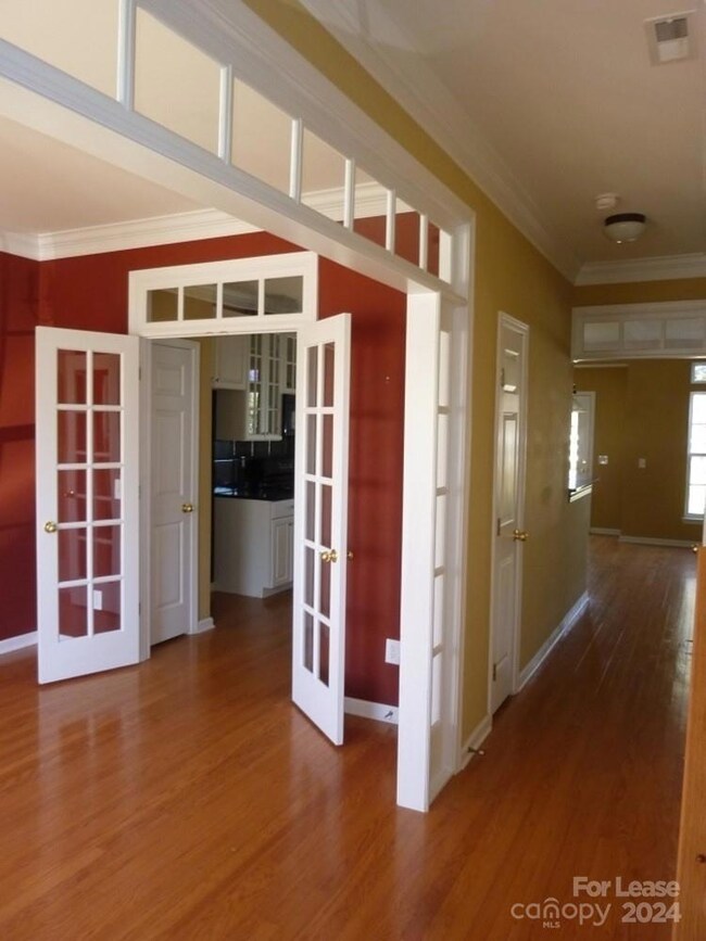 127 Snead Rd, Fort Mill, SC 29715 - photo 2