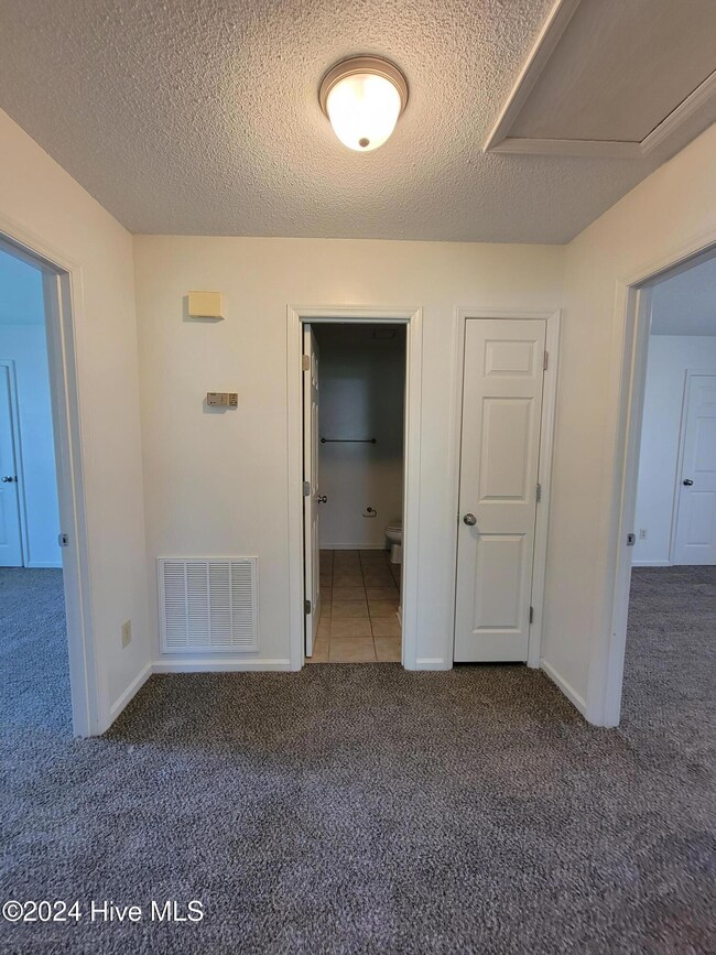 1813 Countrywood Blvd, Jacksonville, NC 28540 - photo 6